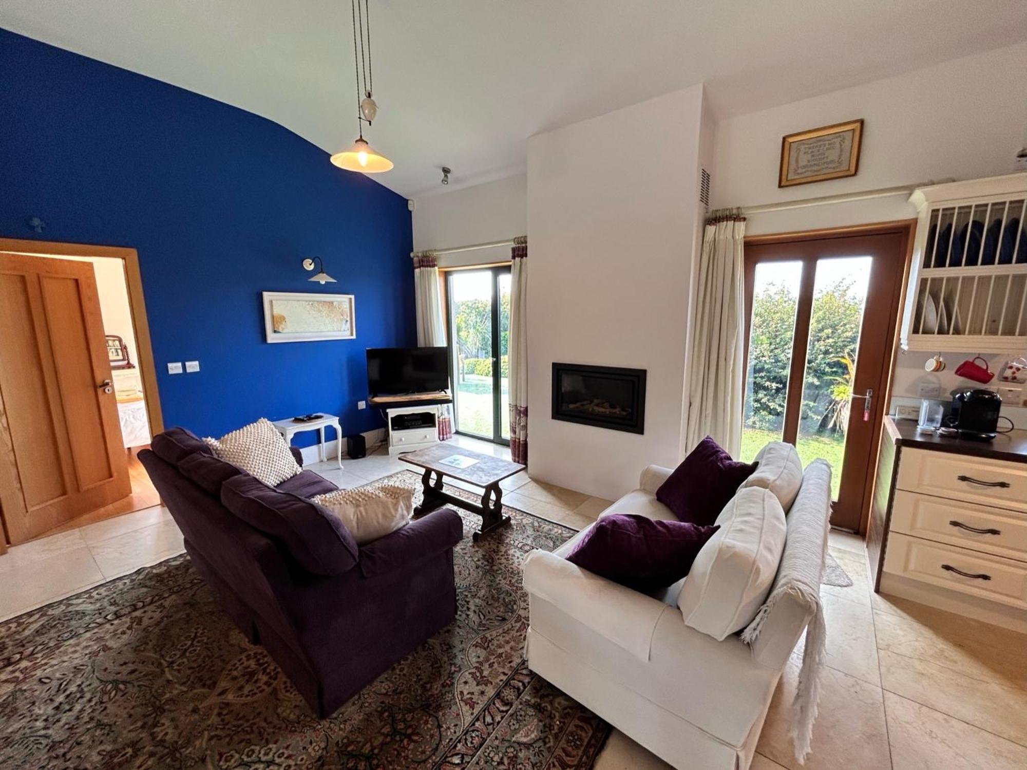 Golf & Family Chill Cottage, Hot-Tub, Beach 10 Min 科尔雷恩 外观 照片